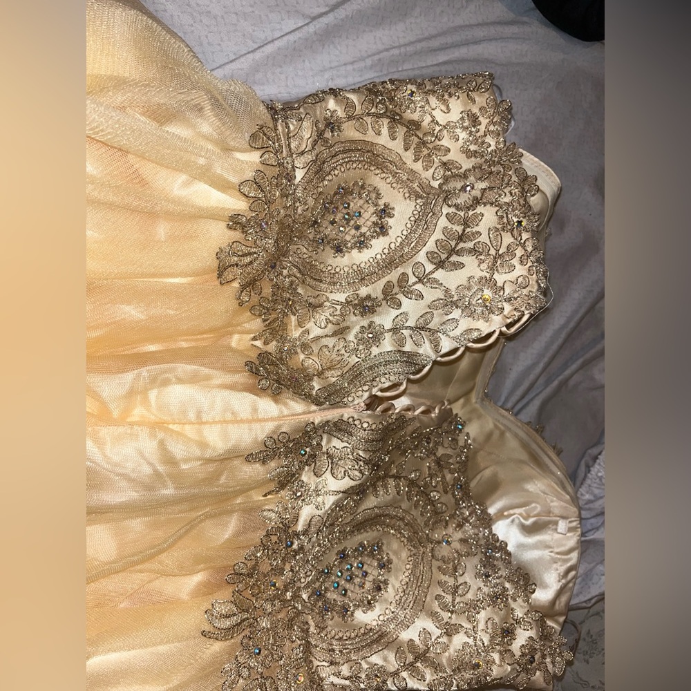 Star box dress was only worn once was originally $280